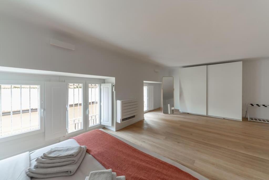 Milano Loft-Hosted By Sweetstay Экстерьер фото