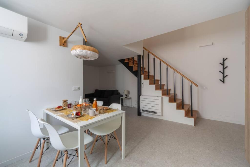 Milano Loft-Hosted By Sweetstay Экстерьер фото